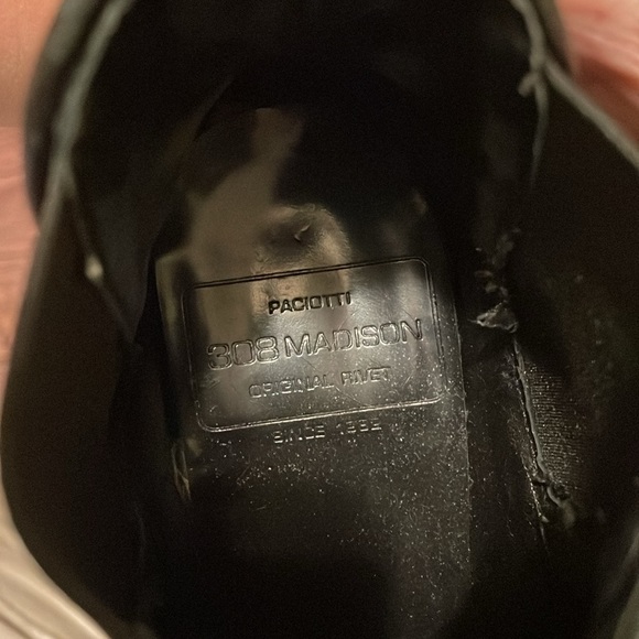 Cesare Paciotti Glossy Black Patent Leather Boots - Picture 8 of 8